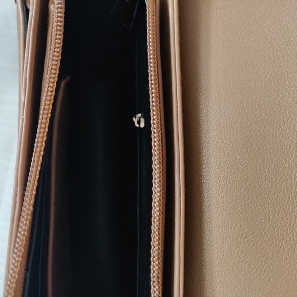 Crossbody Shoulder Messenger Bag - Picture 5 of 7